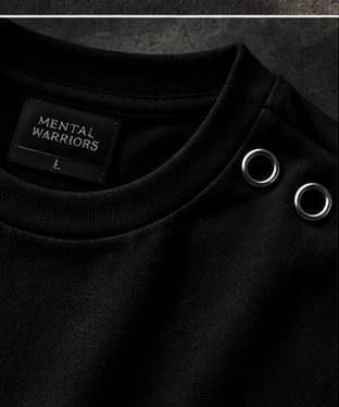 Бирка Mental Warriors и люверсы на плече